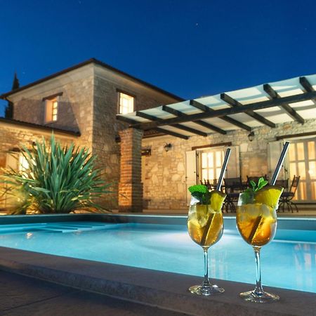 Villa Melissa - Istrisches Steinhaus Mit Pool In Guter Lage Sveti Lovreč Pazenatički Exteriör bild