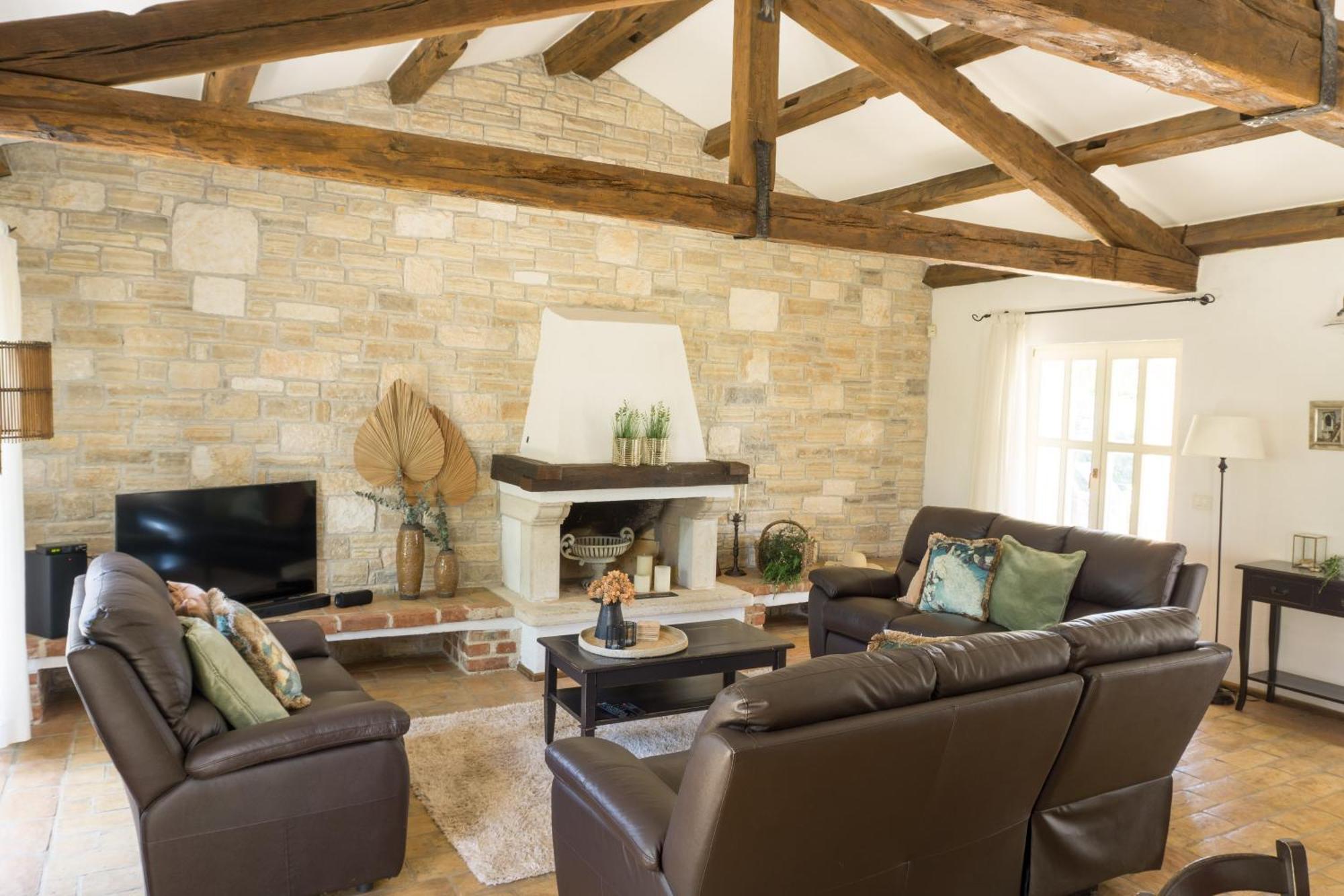 Villa Melissa - Istrisches Steinhaus Mit Pool In Guter Lage Sveti Lovreč Pazenatički Exteriör bild